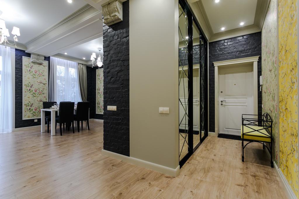 Royal Rent Minsk Apartment Luaran gambar